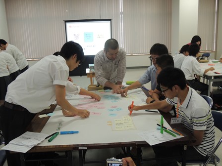 高校生向けワークショップ「コミュニティデザイナー山崎亮の出前授業 in アーツ前橋」
