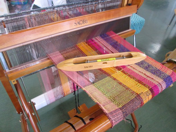 あーつひろば～みんなで＂織り＂をしてみよう