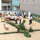 「ハーブマン」お披露目イベント　「コンニチハ　ハーブマン！」